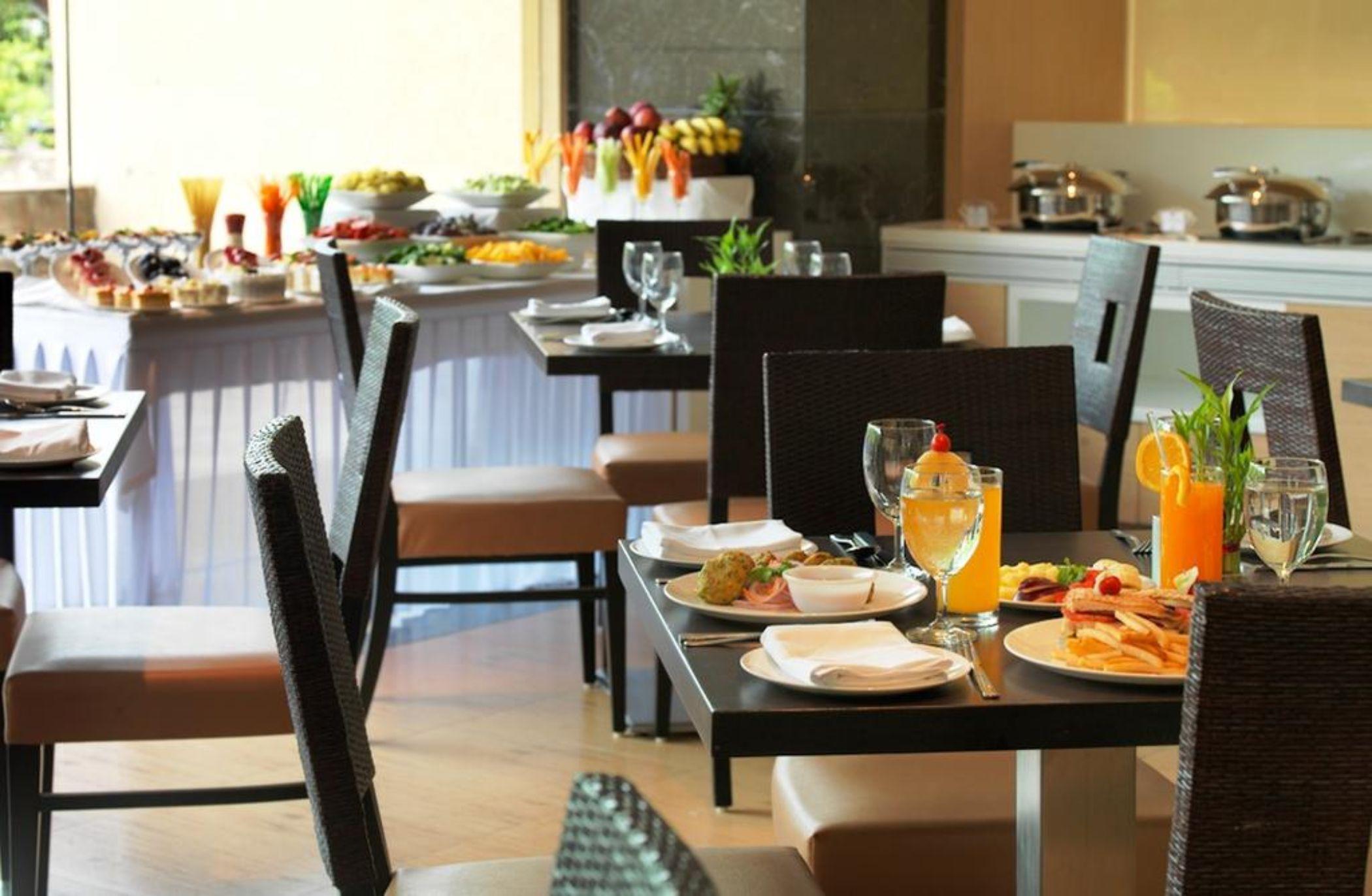 Spree Shivai Hotel Pune Pimpri-Chinchwad Kültér fotó
