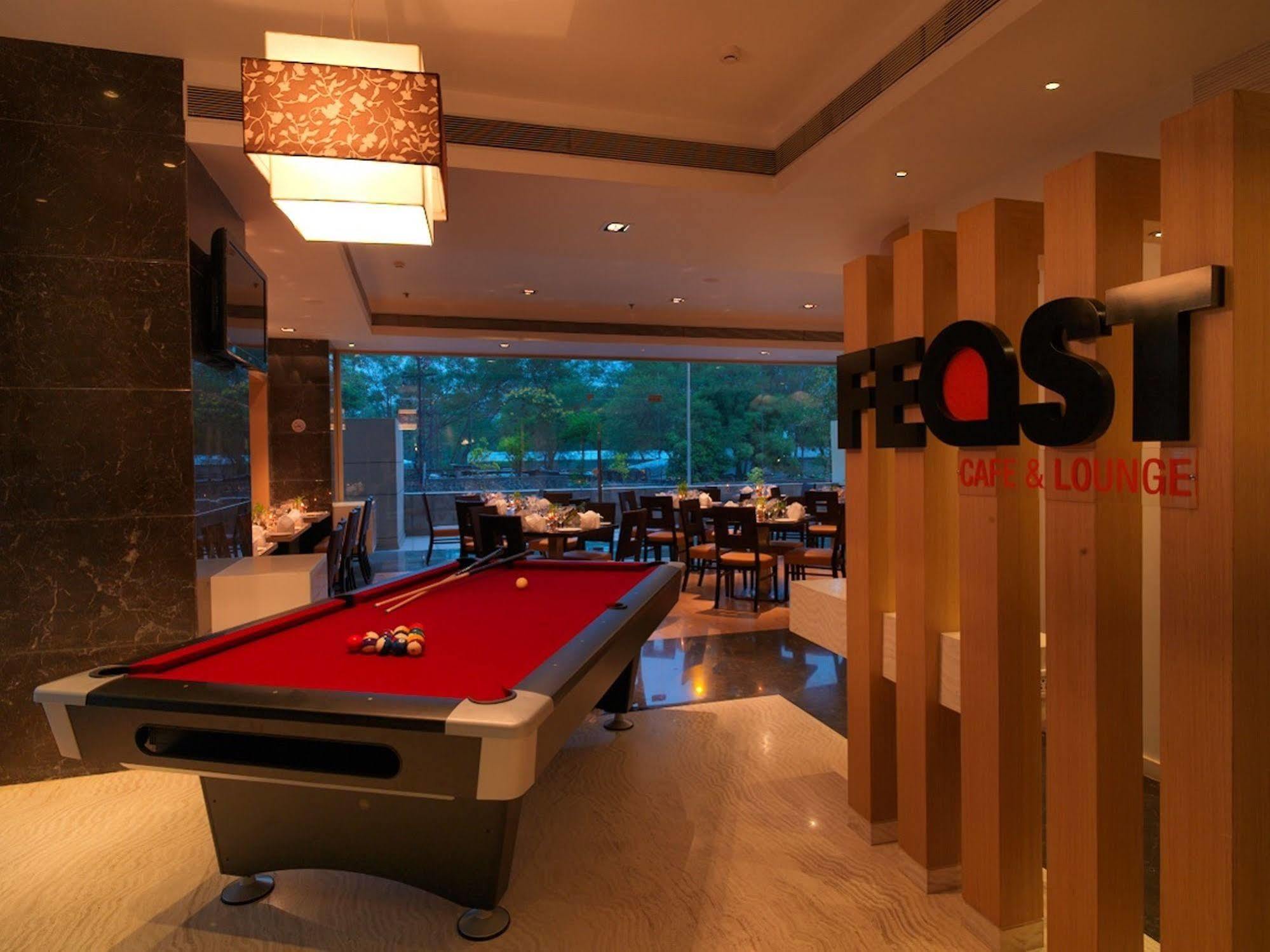 Spree Shivai Hotel Pune Pimpri-Chinchwad Kültér fotó